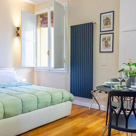 아파트 Casa Hygiea In Canton De' Fiori 볼로냐