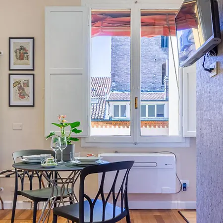 Casa Hygiea In Canton De' Fiori * Bolonha
