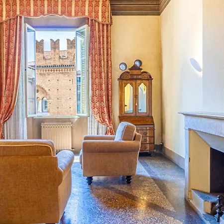 Apartment Casa Hygiea In Canton De' Fiori Bologna