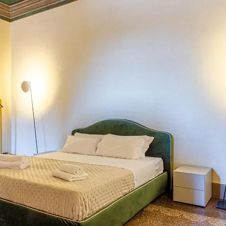 Casa Hygiea In Canton De' Fiori Apartment *